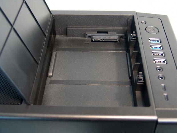 BitFenix Ghost Mid-Tower Chassis Review 10 BitFenix Ghost Mid-Tower Chassis Review 10