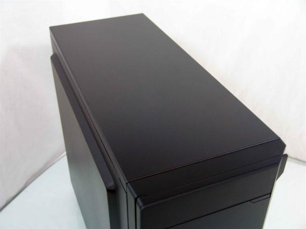 AZZA Silentium 920B Mid-Tower Chassis Review 10 AZZA Silentium 920B Mid-Tower Chassis Review 10