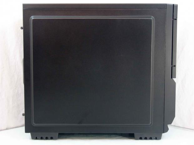 AZZA Silentium 920B Mid-Tower Chassis Review 11 AZZA Silentium 920B Mid-Tower Chassis Review 11
