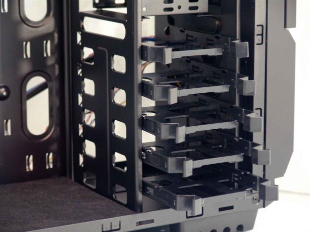 AZZA Silentium 920B Mid-Tower Chassis Review 17 AZZA Silentium 920B Mid-Tower Chassis Review 17