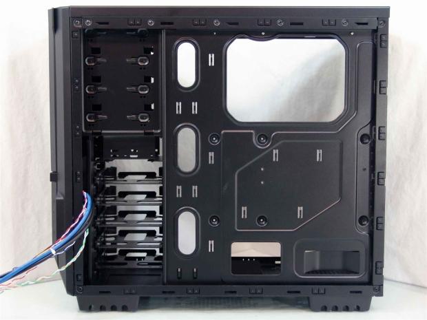 AZZA Silentium 920B Mid-Tower Chassis Review 21 AZZA Silentium 920B Mid-Tower Chassis Review 21