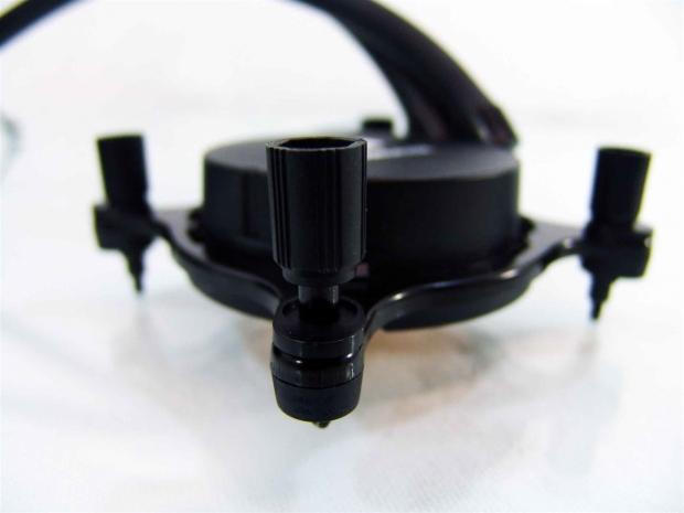 Corsair Hydro Series H90 AIO CPU Cooler Review 27