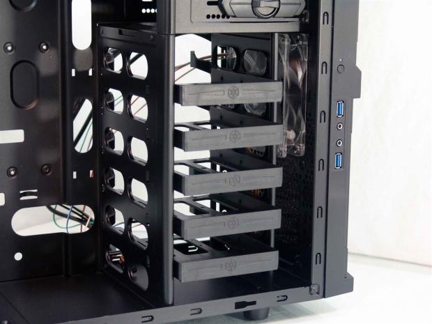 Silverstone Redline Series SST-RL04B Mid-Tower Chassis Review 16