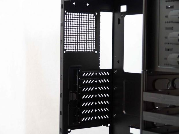 Silverstone Redline Series SST-RL04B Mid-Tower Chassis Review 20