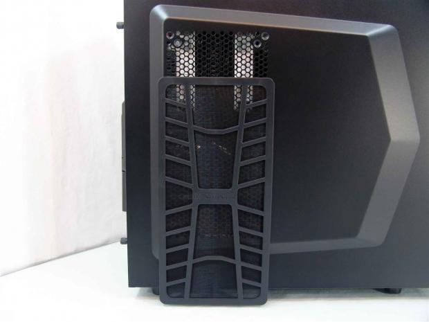 Silverstone Redline Series SST-RL04B Mid-Tower Chassis Review 35