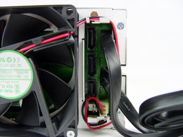Icy Dock FlexCage MB973SP-2B 5.25-inch HDD Bay Adapter Review 11 Icy Dock FlexCage MB973SP-2B 5.25-inch HDD Bay Adapter Review 11