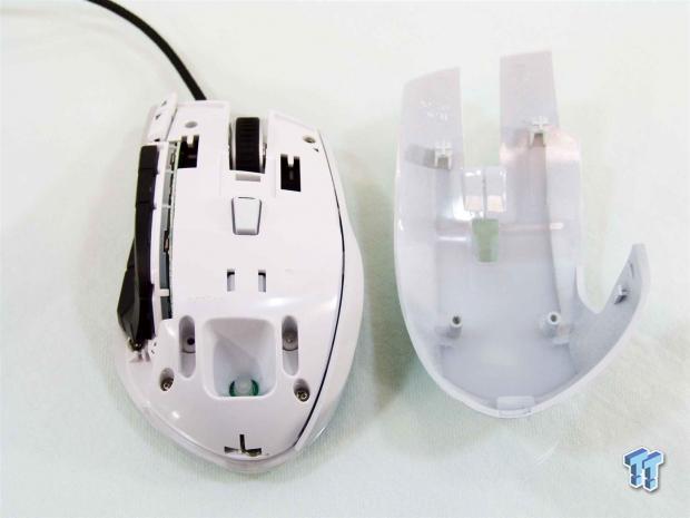 Corsair Vengeance M95 Performance MMO & RTS Laser Gaming Mouse Review 18 Corsair Vengeance M95 Performance MMO & RTS Laser Gaming Mouse Review 18