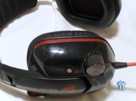 AZiO Levetron GH808 USB Gaming Headset Review 8