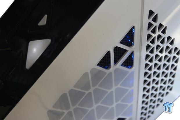 iBUYPOWER Revolt SFF Desktop Gaming PC Review 02 iBUYPOWER Revolt SFF Desktop Gaming PC Review 02
