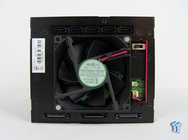 Icy Dock FlexCage MB975SP-B Tray-Less 5 x 3.5inch HDD Dock Review 14