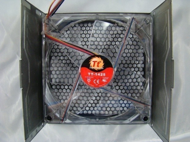 Thermaltake EVO Blue 2.0 850-Watt 80 PLUS Gold Power Supply Review 24