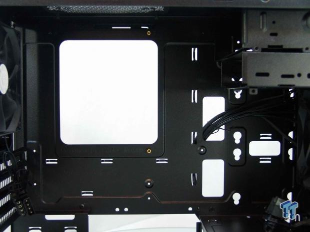 Cooler Master N200 Chassis Review 18