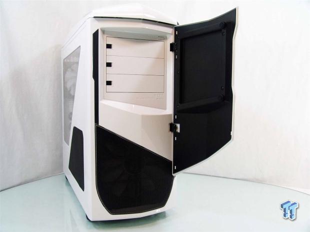 NZXT Phantom 530 Mid-Tower Chassis Review 08
