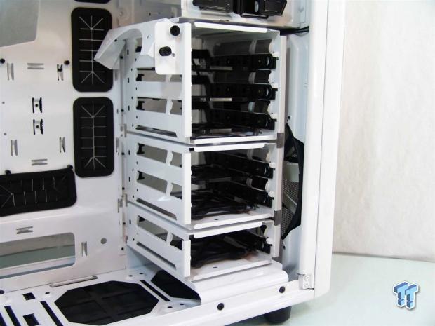 NZXT Phantom 530 Mid-Tower Chassis Review 17