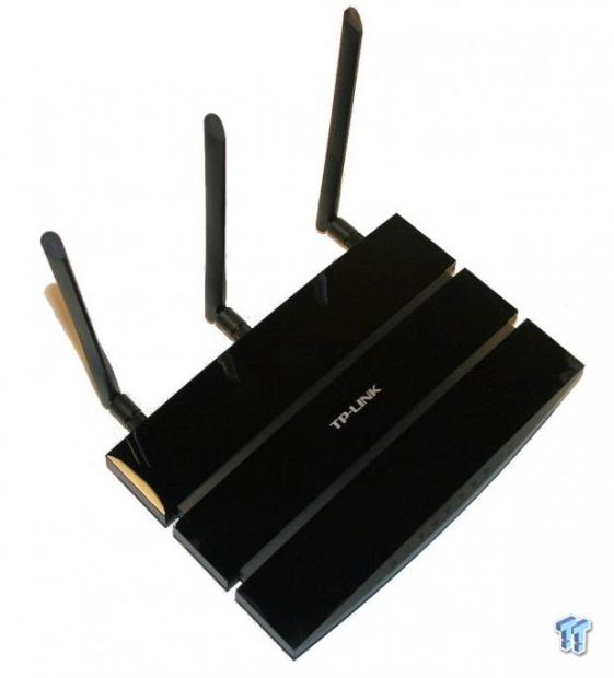 TP-Link WDR4300 Wireless Dual Band Gigabit Router Review | TweakTown