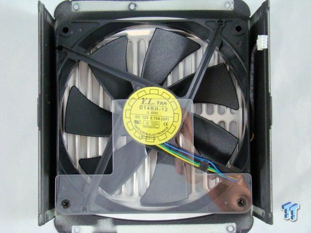 Thermaltake Toughpower DPS 850-Watt 80 PLUS Gold Power Supply Review 24 Thermaltake Toughpower DPS 850-Watt 80 PLUS Gold Power Supply Review 24