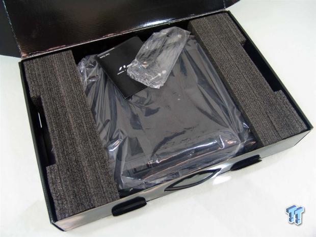 CMStorm SF-17 Gaming Notebook Cooler Review 07 CMStorm SF-17 Gaming Notebook Cooler Review 07