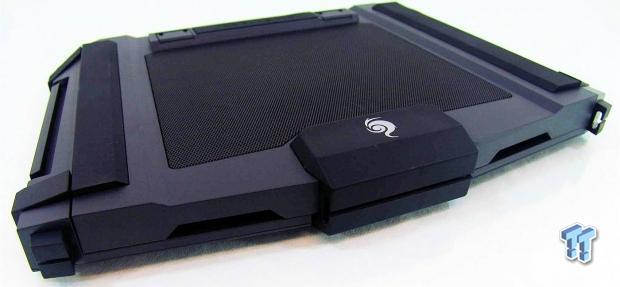 CMStorm SF-17 Gaming Notebook Cooler Review 11 CMStorm SF-17 Gaming Notebook Cooler Review 11