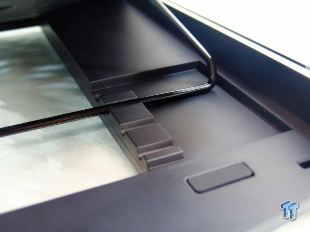 CMStorm SF-17 Gaming Notebook Cooler Review 15 CMStorm SF-17 Gaming Notebook Cooler Review 15