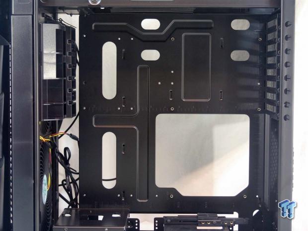 SilverStone Raven 4 B-W Full-Tower Chassis Review 19 SilverStone Raven 4 B-W Full-Tower Chassis Review 19