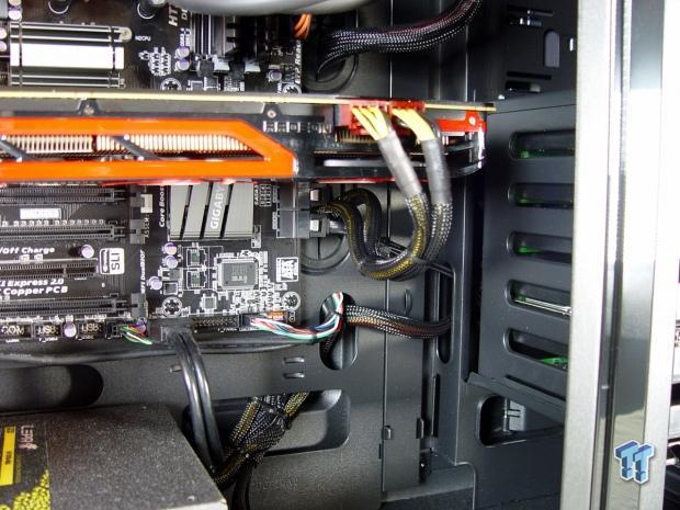 CyberPower Zeus EVO Lightning 3000 SE AMD-powered Gaming PC Review 16