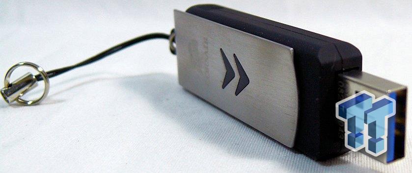 Corsair voyager ls best sale 16gb