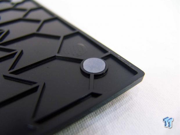 Feenix Nascita 2014 Laser Gaming Mouse Review 37 Feenix Nascita 2014 Laser Gaming Mouse Review 37