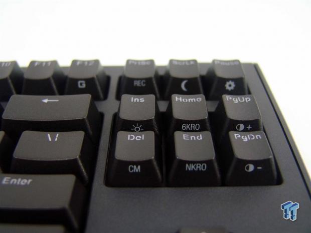 MAX Keyboard Blackbird Tenkeyless Mechanical Backlit Keyboard Review 11 MAX Keyboard Blackbird Tenkeyless Mechanical Backlit Keyboard Review 11