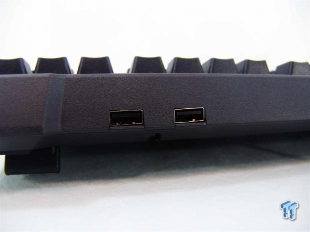 MAX Keyboard Blackbird Tenkeyless Mechanical Backlit Keyboard Review 14 MAX Keyboard Blackbird Tenkeyless Mechanical Backlit Keyboard Review 14