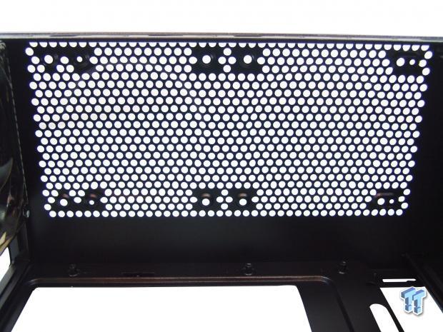 Thermaltake Chaser A21 Mid-Tower Chassis Review 17