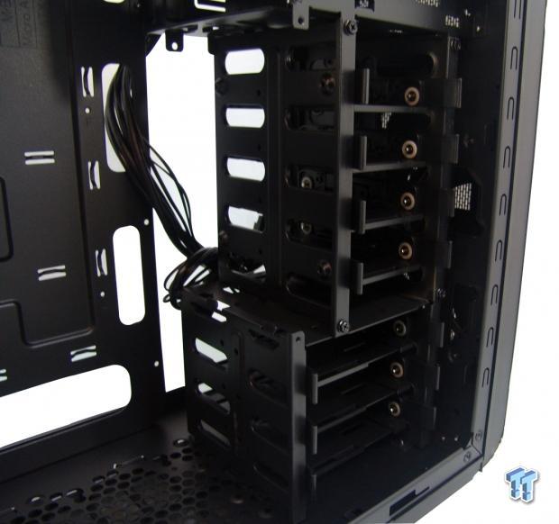 Cooler Master CM 690 III with Seidon 120 MidTower Chassis Review A