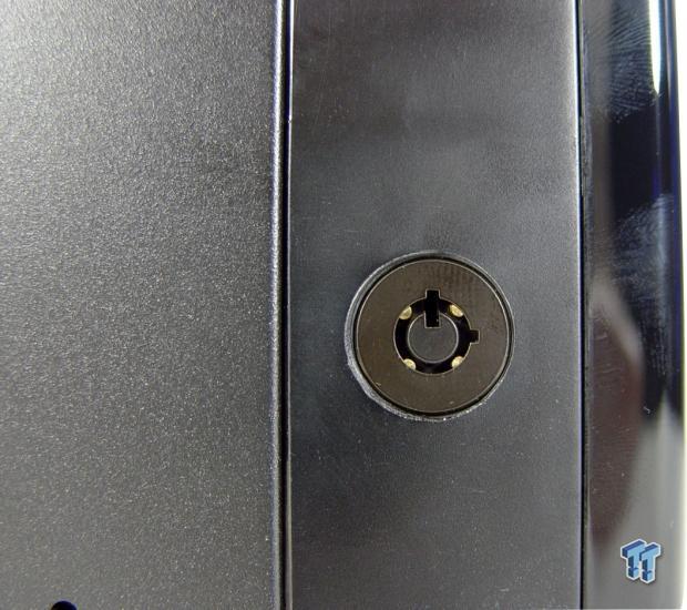 Seagate Business Storage Windows Server 4-Bay NAS Review - Intel Atom Powered 17