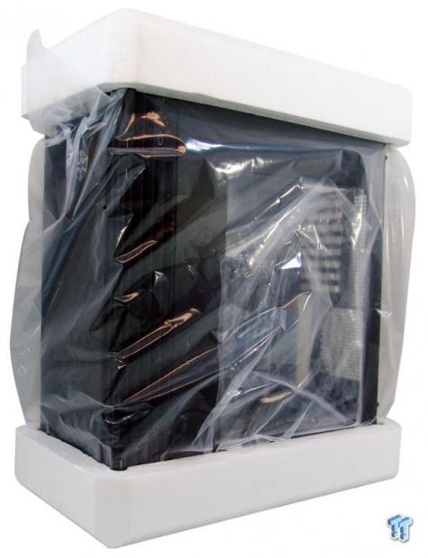 SilverStone Fortress FT04 Full-Tower Chassis Review 06