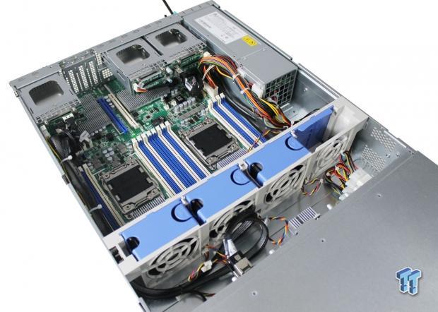 ASRock Rack 2U12L6SC-2TS6 Barebones Server Kit Review 08