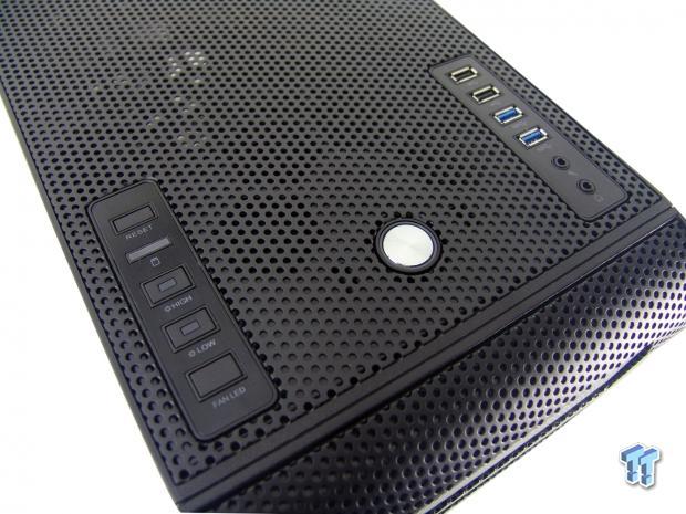 Thermaltake Core V71 Full-Tower Chassis Review 08