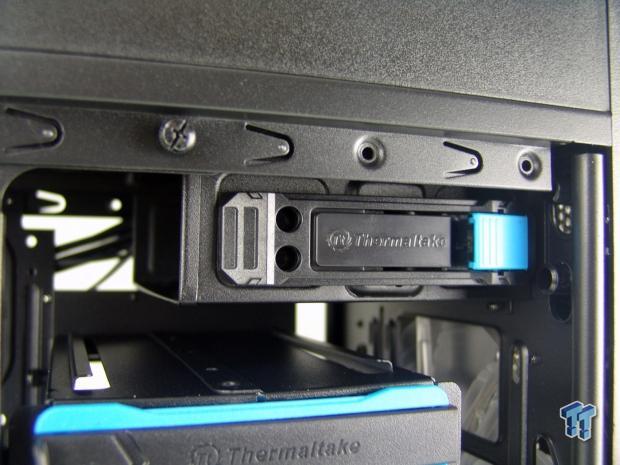 Thermaltake Core V71 Full-Tower Chassis Review 17