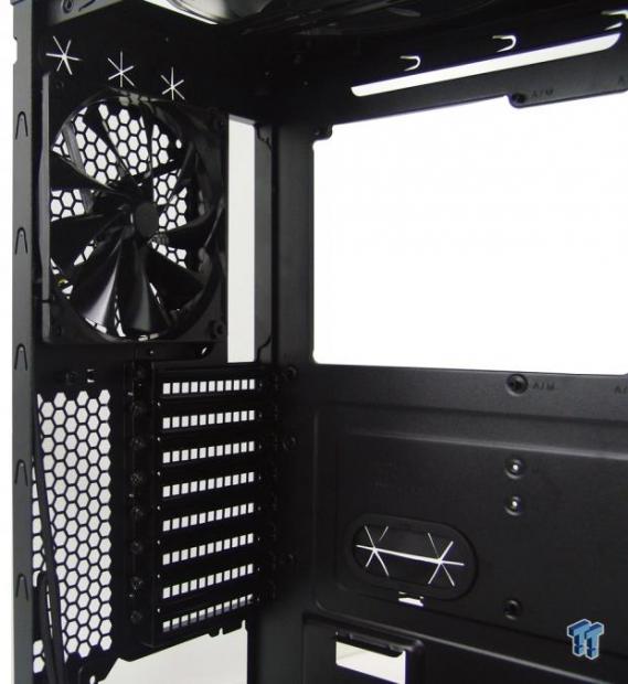 Thermaltake Core V71 Full-Tower Chassis Review 23