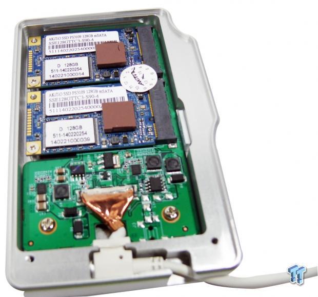 Akitio Palm RAID Thunderbolt 256GB Portable Storage Review 08 Akitio Palm RAID Thunderbolt 256GB Portable Storage Review 08