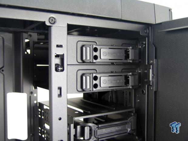 Thermaltake Urban T81 Full-Tower Chassis Review 18