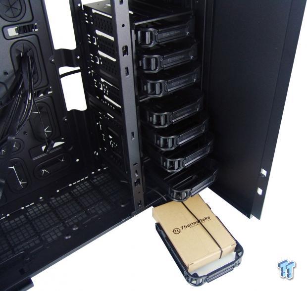 Thermaltake Urban T81 Full-Tower Chassis Review 19