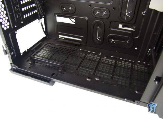 Thermaltake Urban T81 Full-Tower Chassis Review 23