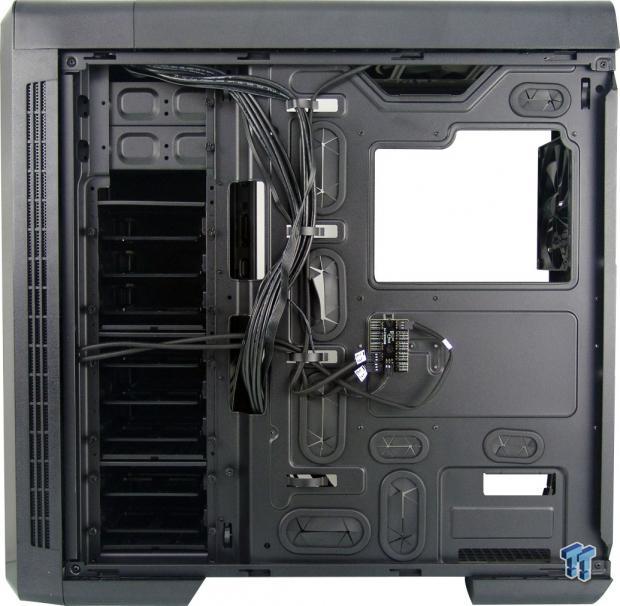 Thermaltake Urban T81 Full-Tower Chassis Review 25