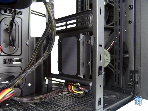 Thermaltake Urban T81 Full-Tower Chassis Review 35