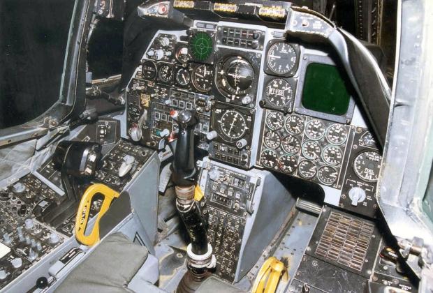 Thrustmaster Hotas Warthog Joystick - A-10C Aircraft Replica for