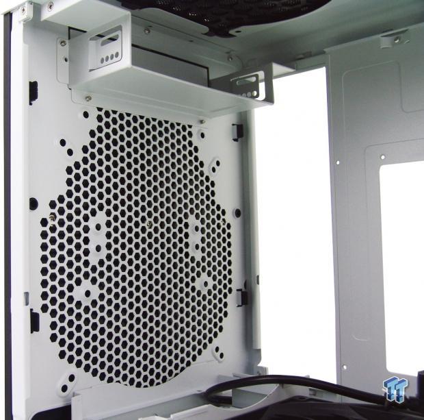 BitFenix Prodigy M Micro-ATX Chassis Review 17 BitFenix Prodigy M Micro-ATX Chassis Review 17