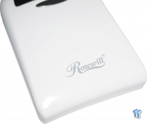 Rosewill Powerbank RCBR-13020 11,200mAh Mobile Battery Review 06 Rosewill Powerbank RCBR-13020 11,200mAh Mobile Battery Review 06
