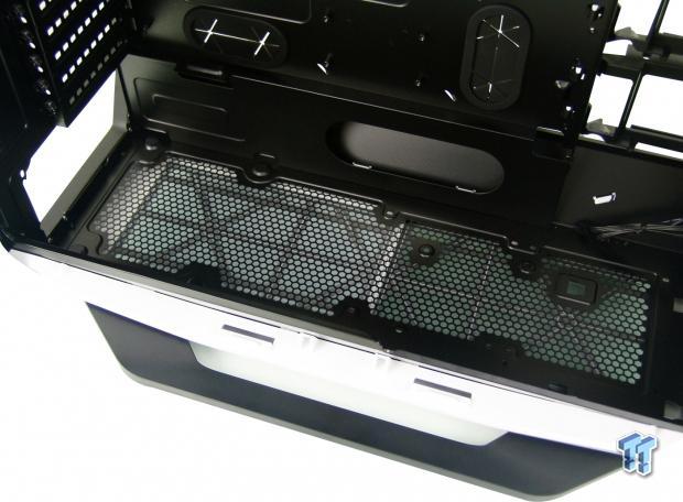 Corsair Graphite 780T Full-Tower Chassis Review 22