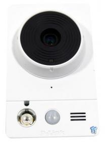 D-Link DCS-2210 Full HD PoE Day/Night IP Network Camera Review 05