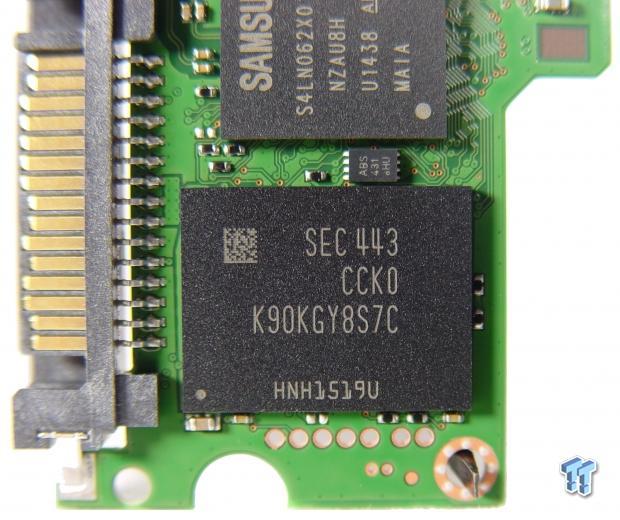 Samsung 850 EVO 250GB 3D V-NAND SSD Review 16