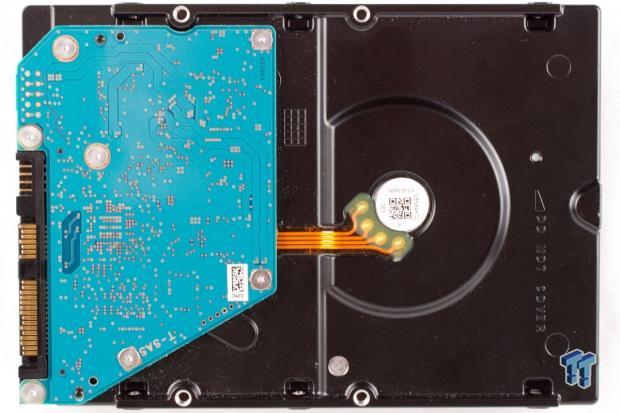 Toshiba MG04 Enterprise 5TB HDD Review 03 Toshiba MG04 Enterprise 5TB HDD Review 03